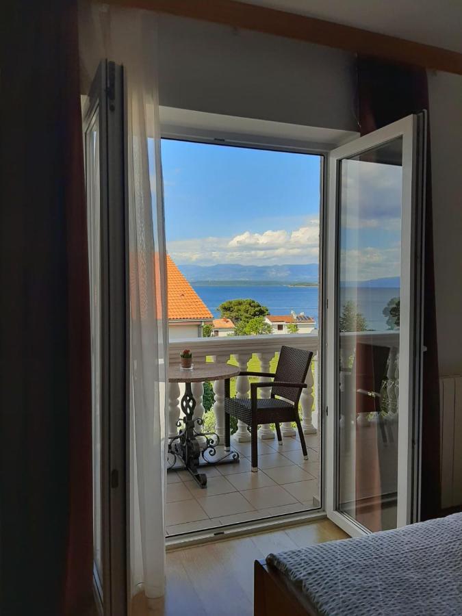 Pansion Katarina Bed and Breakfast Malinska Eksteriør billede
